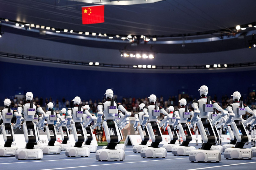 Finişi gördüler ama duramadılar! Bolt’un rekorunu kıran robotlar sedyeyle taşındı - Resim: 13