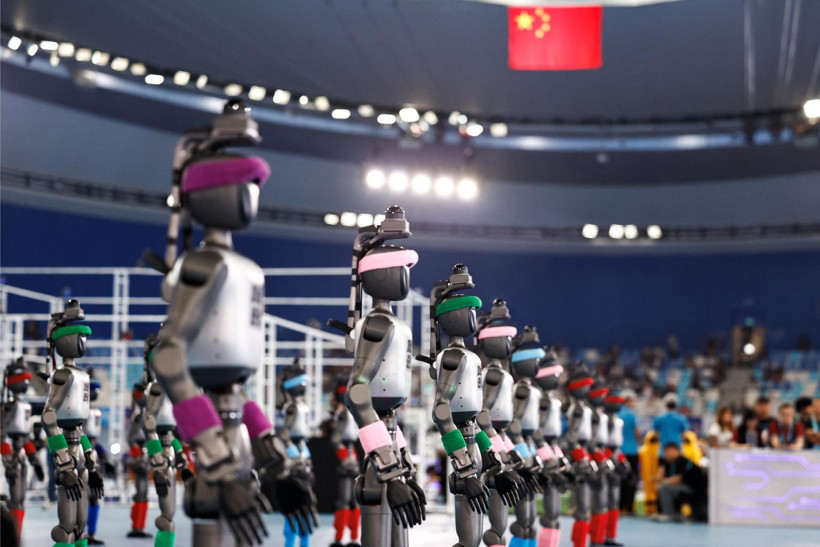 Finişi gördüler ama duramadılar! Bolt’un rekorunu kıran robotlar sedyeyle taşındı - Resim: 16
