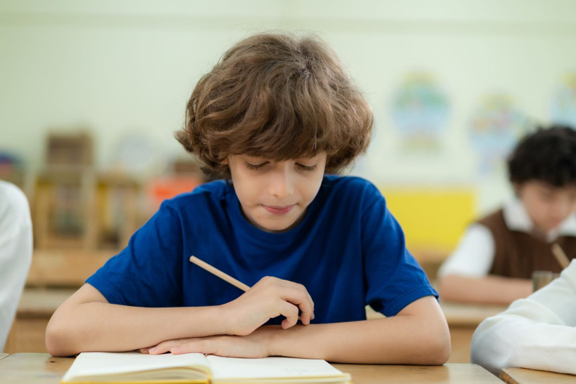 OECD'den dikkat çeken yapay zeka raporu: Öğrenciler okuma becerisini kaybediyor - Resim: 3