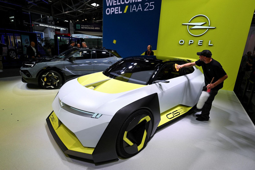 Opel STX Concept’in ilk detaylarını açıkladı: Aerodinamik gövde, elektrikli altyapı - Resim: 4