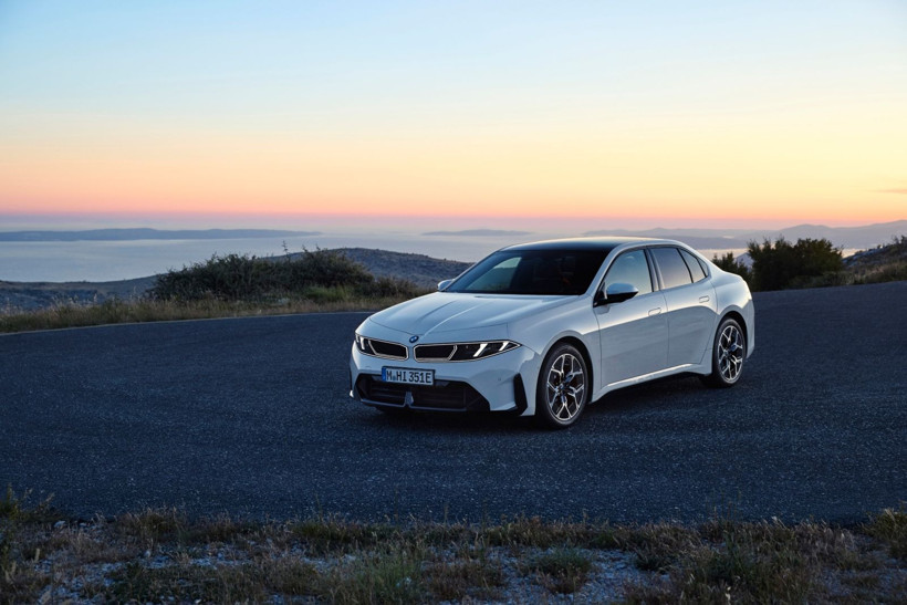 BMW 3 Serisi yenilendi! Elektrikli i3 ve M350 ile geliyor - Resim: 1