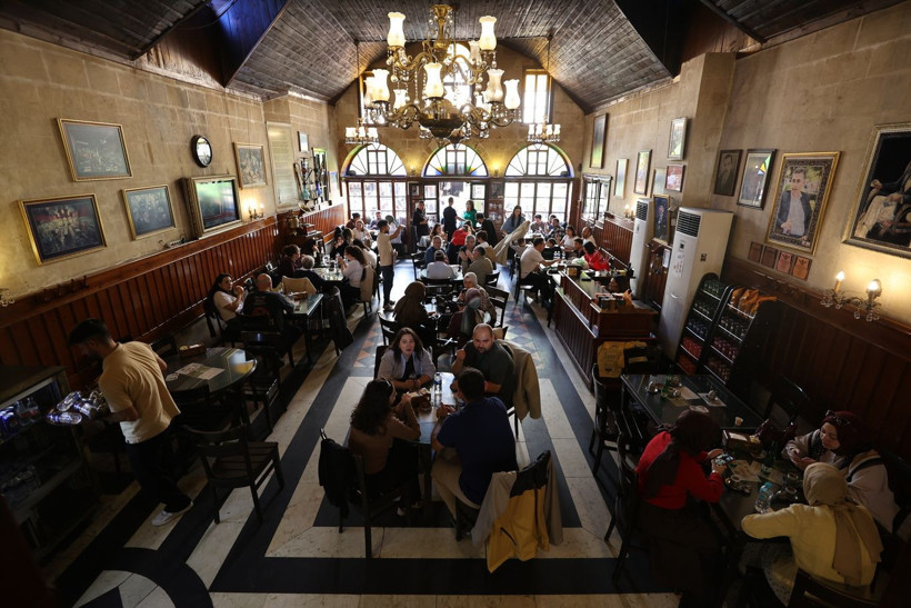 Turistlerin yeni gözdesi 391 yıllık kahvehanenin önünde kuyruk: İşte sırrı! - Resim: 2