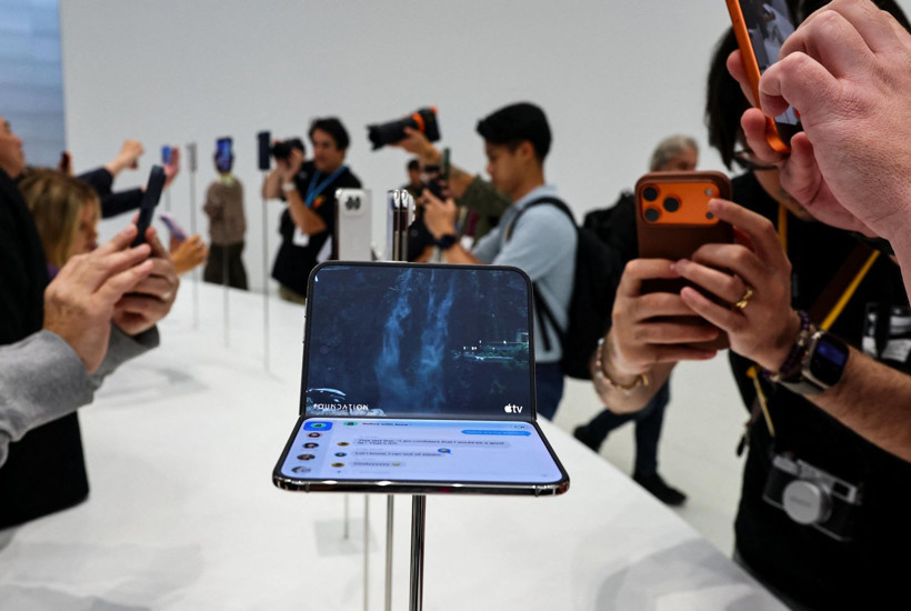 Apple'dan 16 yeni ürün hamlesi: Yapay zekâ ve OLED dönemi hızlanıyor - Resim: 3