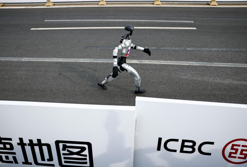 Borsada robot çılgınlığı! Hisseler ilk işlem gününde yüzde 542 yükseldi - Resim: 2
