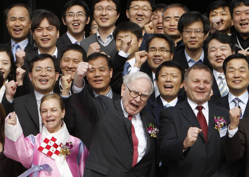 Milyarderlerin gizli toplantısı: Warren Buffett o hisseleri 'nükleer bombaya' benzetti - Resim: 1