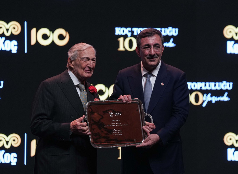 Siyaset ve iş dünyasının önemli isimleri Koç Holding'in 100'üncü yıl resepsiyonunda buluştu - Resim: 22