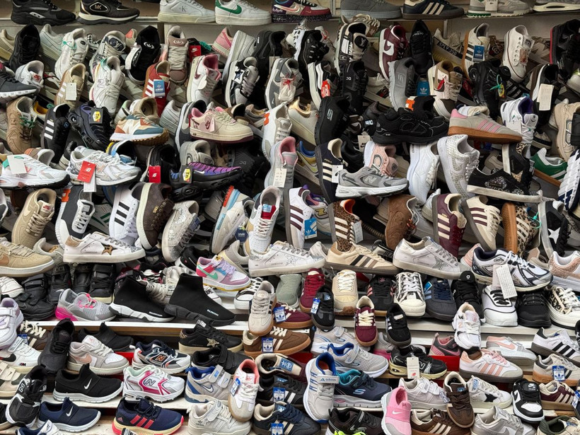 Converse satılıyor mu? Nike'ın harcamalarındaki sert düşüş dikkat çekti - Resim: 4