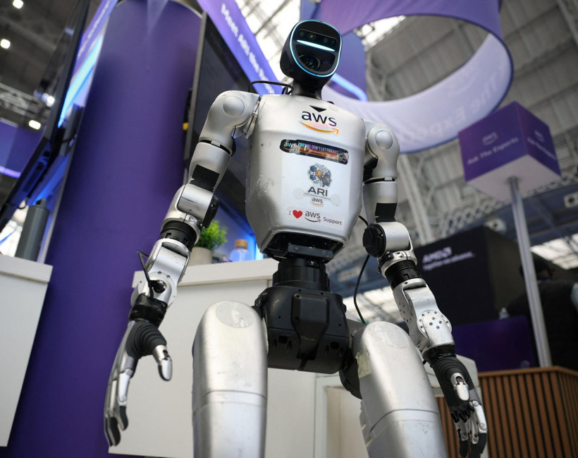 Borsada robot çılgınlığı! Hisseler ilk işlem gününde yüzde 542 yükseldi - Resim: 1